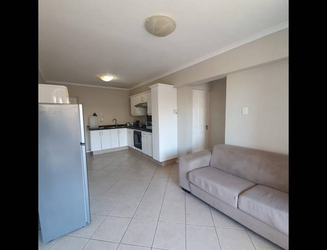 2 BEDROOM PROPERTY TO RENT IN OATLANDS